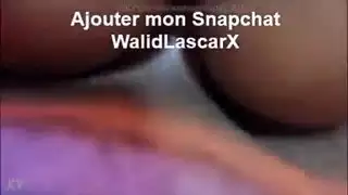 بشرة متوهجة وأنين: فتاة محجبة تُمارس معها الجنس بقوة