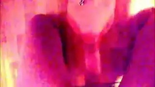 شابان مفتولان يشاركان 20 فرجاً مستعداً في جنس جماعي