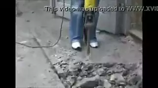 أرنب ساخن بمؤخرة كبيرة تمارس الجنس بوضعية الكلب