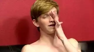 امرات تلعب في كسها